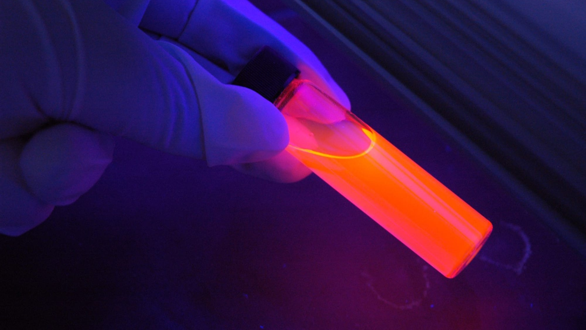 You are currently viewing Why We Are Developing the Next Generation of Smart Antimicrobial Coatings?